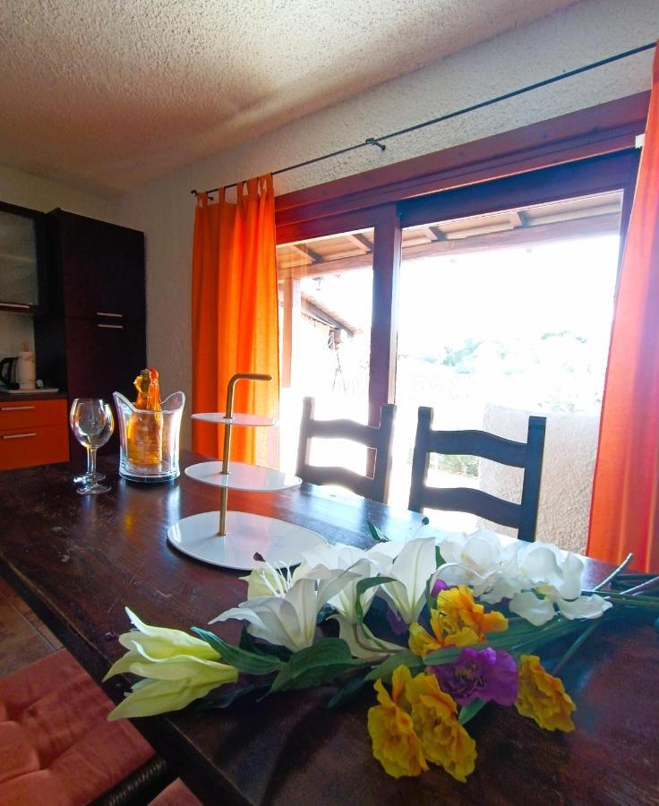 Central House Porto Rotondo Exterior photo